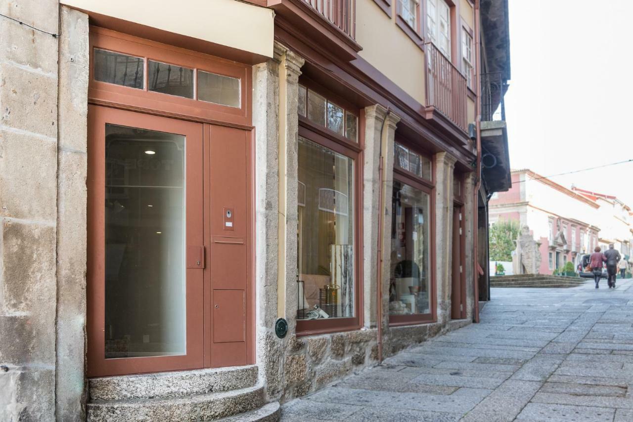 Casa Da Cera Da Porta Da Vila Guimarães Buitenkant foto